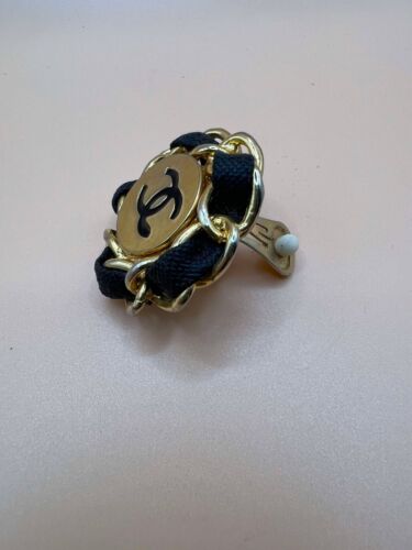 Chanel Gold Black Button Vintage Retro Brooch Earring Lapel Clip-On 93P 181823 - Picture 2 of 9