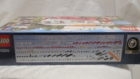 MIB Retired LEGO Creator Expert Volkswagen T1 Camper Van 10220 1334 Pcs