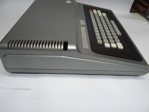 Radio Shack TRS-80 Color Computer Model 26-3001 *PARTS/REPAIR* - Picture 5 of 14