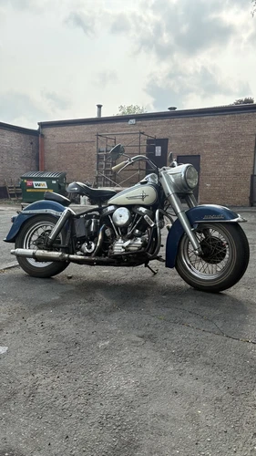 1961 Harley-Davidson FL 