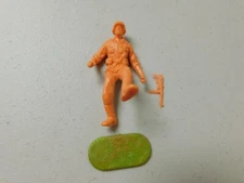 Elastolin 70mm Unpainted WW2 German Infantry - advancing Schmeisser Cat#10080