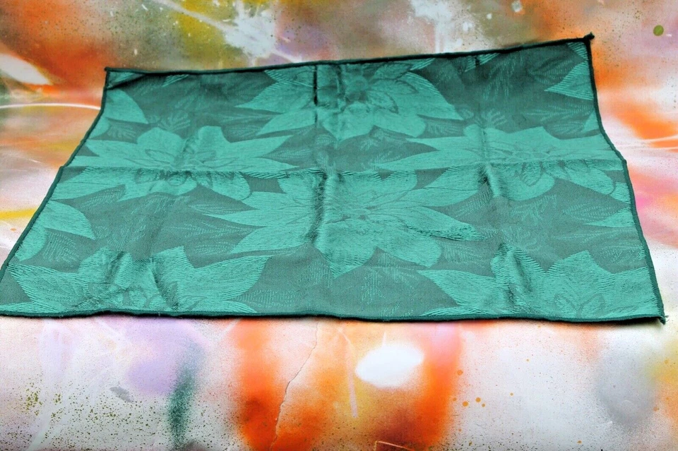Hunter Green Poinsettia Damask Table Napkins 16" square, Set of 5  FREE SHIP! - Image 4 of 4