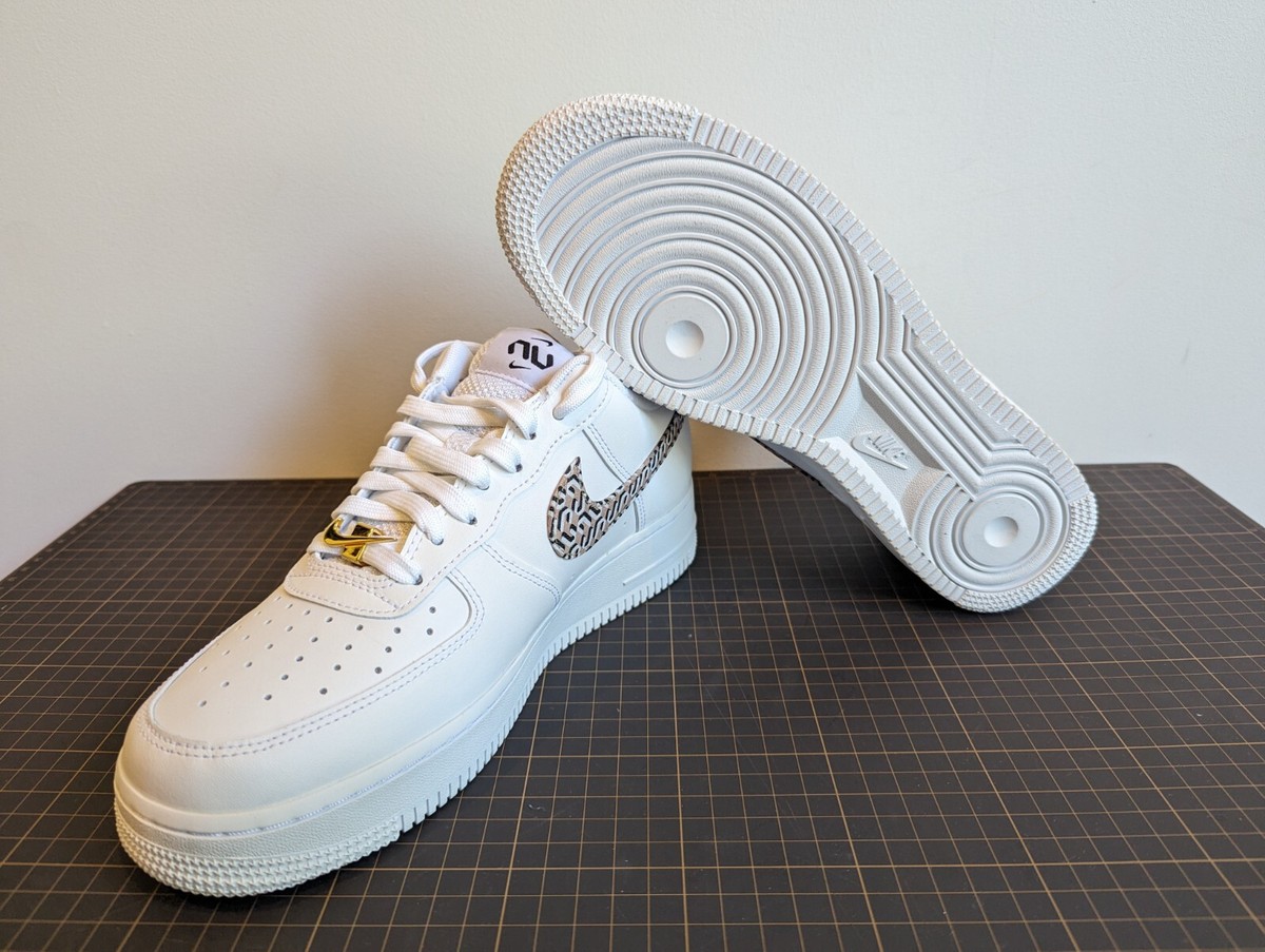 Size 9 - WMNS Nike Air Force 1 LX United in Victory - White