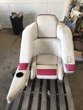 Fountain 29 Fever Hydraulic Powered Captains Chair Seat Fountain 29 Fever Hydraulic Powered Captains Chair Seat