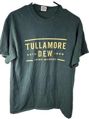 Tullamore Dew T-Shirt Men's Size Medium Green Yellow Irish Whiskey Pub Tee Shirt