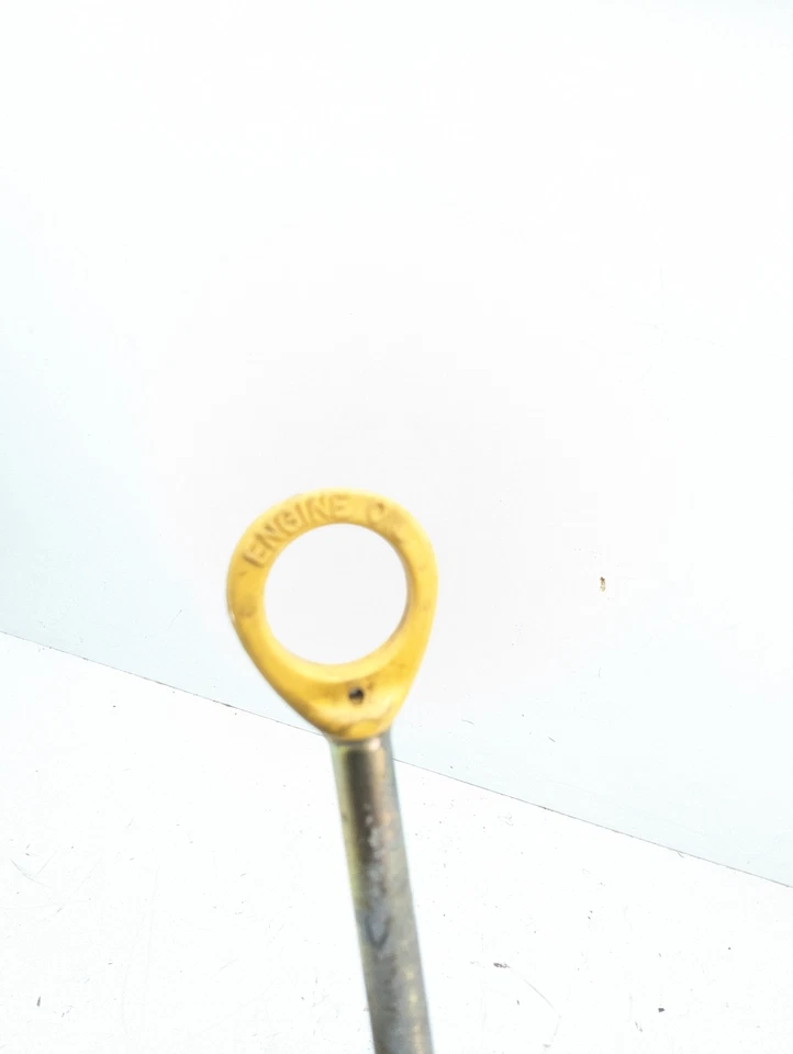 2001-2004 Toyota Sequoia 2WD Engine Oil Dip Stick OEM - Image 3 of 4