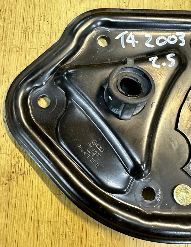 VW Transporter Caravelle T4 Bulkhead Plate Steering Rack RHD 702419531E 2003 - Image 2 of 4