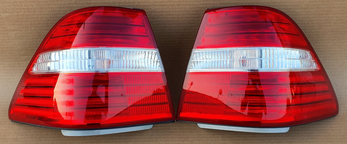 LEXUS LS430 2004-2006 Outer Tail lights Left and Right Side LED