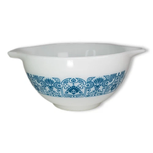 Pyrex Blue Horizon 1-1/2 Pint Cinderella Nesting Mixing Bowl #39 USA