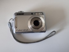 Sony Cyber-shot DSC-S650 7.2MP Digital Camera - Silver