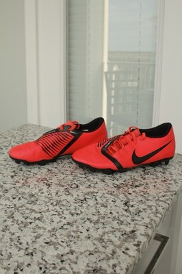 Nike Phantom VNM Venom Academy FG Soccer Cleats Bright Crimson Black Size 10