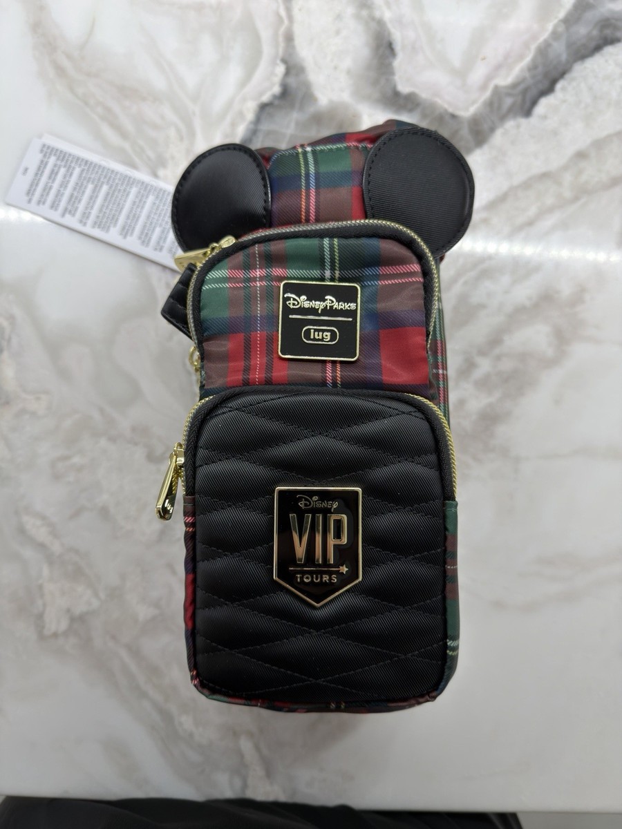 NWT 2025 Walt Disneyland Exclusive VIP Tour LUG HUGGIE  display picture 3