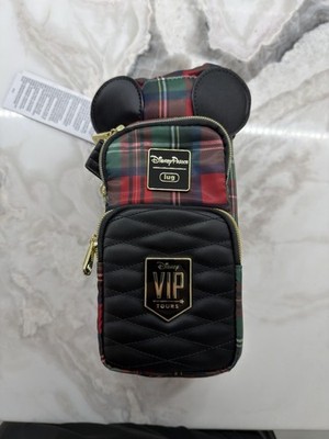 NWT 2025 Walt Disneyland Exclusive VIP Tour LUG HUGGIE Crossbody Bag