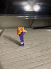 LEGO Daphne Blake Minifigure - 75903 Scooby-Doo Mystery Mansion 57