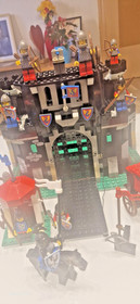 LEGO Black Monarch Castle Knights Castle 6085+6009+6017+6023+6035 with BA Complete