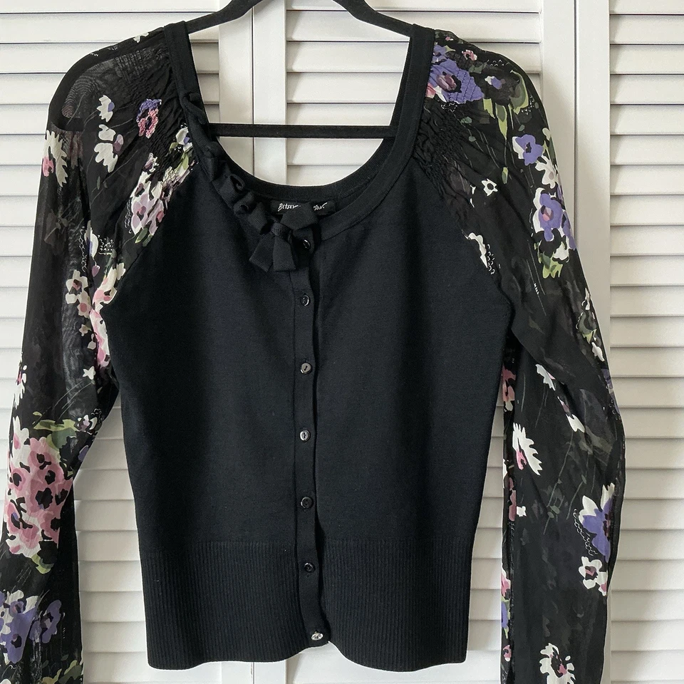 Top Betsey Johnson Nueva York Vintage Y2K Talla M Seda Floral Cachicho Boho Hada Foto 3 de 4