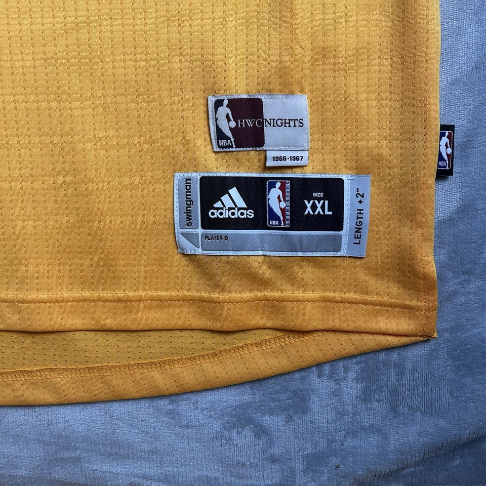 Camiseta Stephen Curry Golden State Warriors Para Hombre 2XL The City Adidas HWC Retro Foto 3 de 4