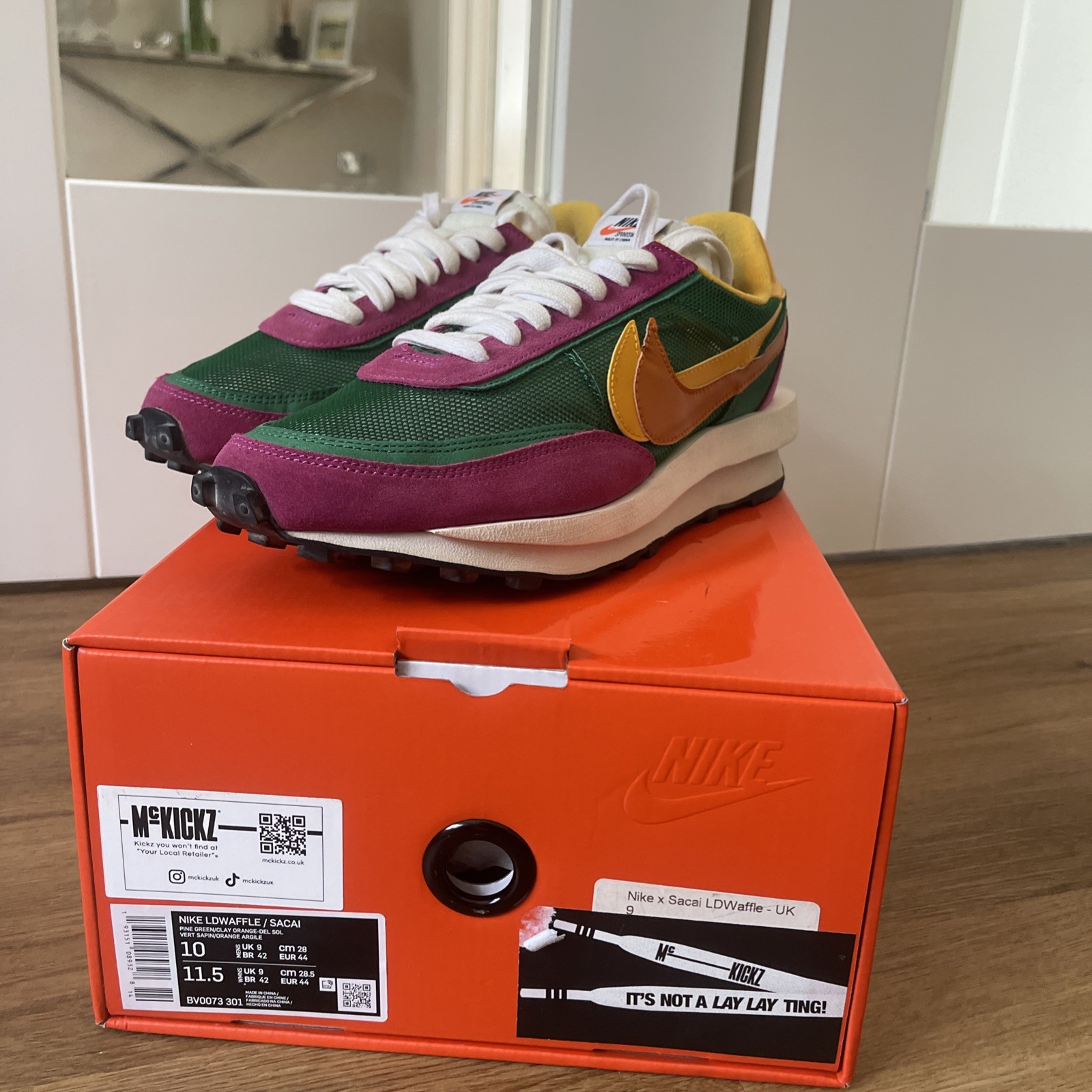 Sacai x Nike LDWaffle verde pino BV0073 301