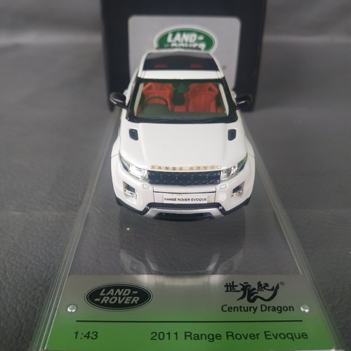 CENTURY 1:43 Range Rover Evoque White - Picture 6 of 7