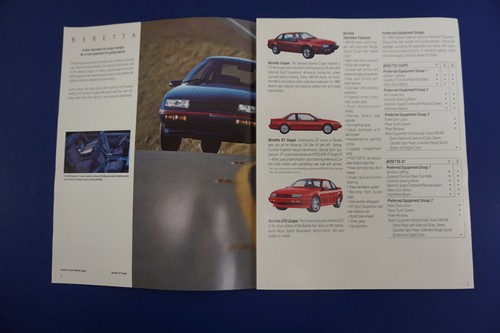 1989 Chevrolet Beretta Dealer Showroom Brochure Pamphlet (NOS) - Picture 2 of 4