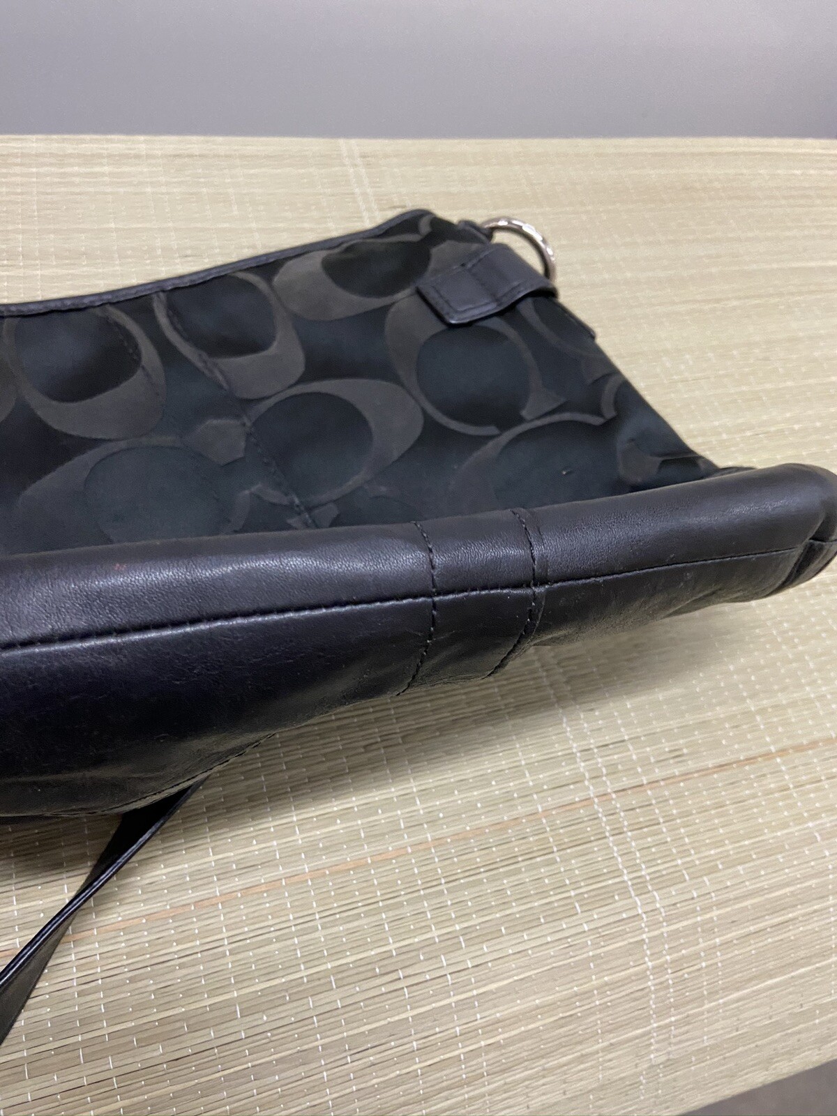 COACH Handbag Crossbody Black Leather Chain Detail Ex… Gem