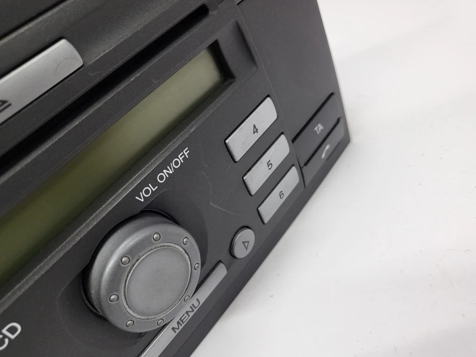 Ford Focus Mk2 - Autoradio Radio CD Player 6S6118C815AH code fehlt (36) - Bild 3 von 4