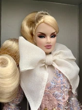 LITTLE DAY ENSEMBLE Veronique - Integrity Toys Fashion Royalty NRFB LE1100