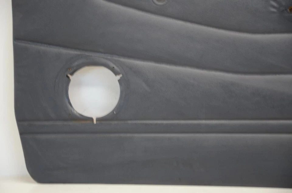 90-97 Nissan Pickup D21 6 Cylinder 4WD Passenger Right Front Door Trim Panel Foto 4 de 4