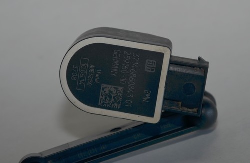 Sensor BMW 3ER F31 F30 Niveauregulierung Niveausensor hinten 6860843 Original - Picture 3 of 4