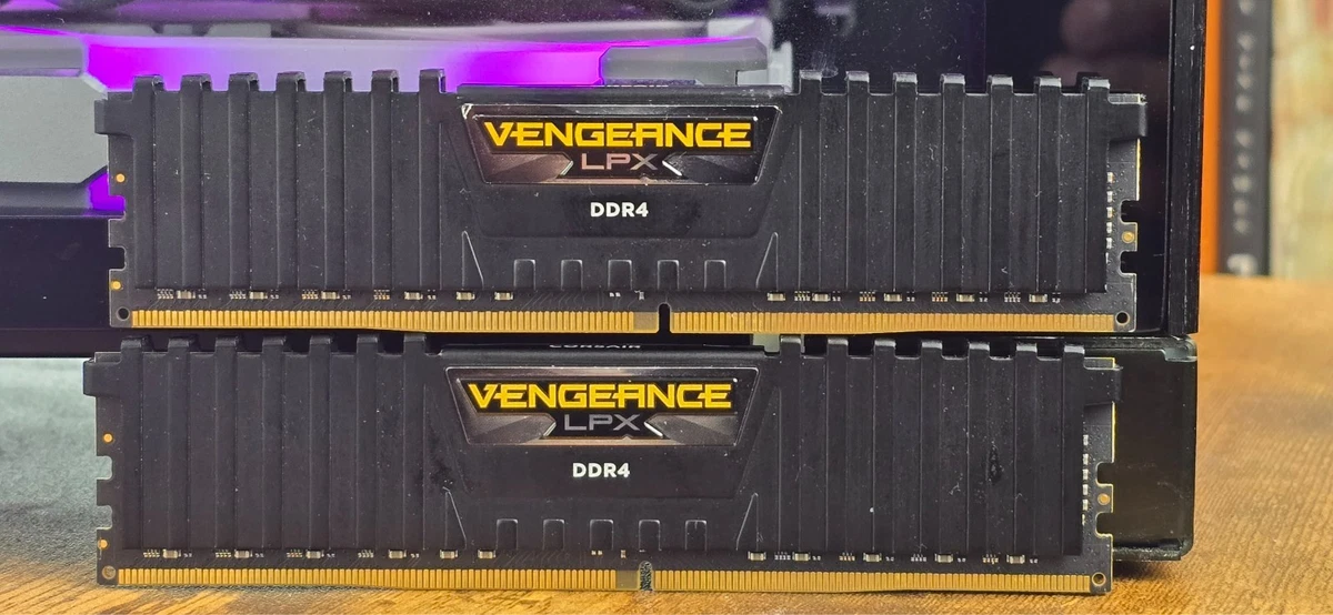 Corsair PC4-21300 (DDR4-2666) Bus Speed DDR4 SDRAM Memory (RAM