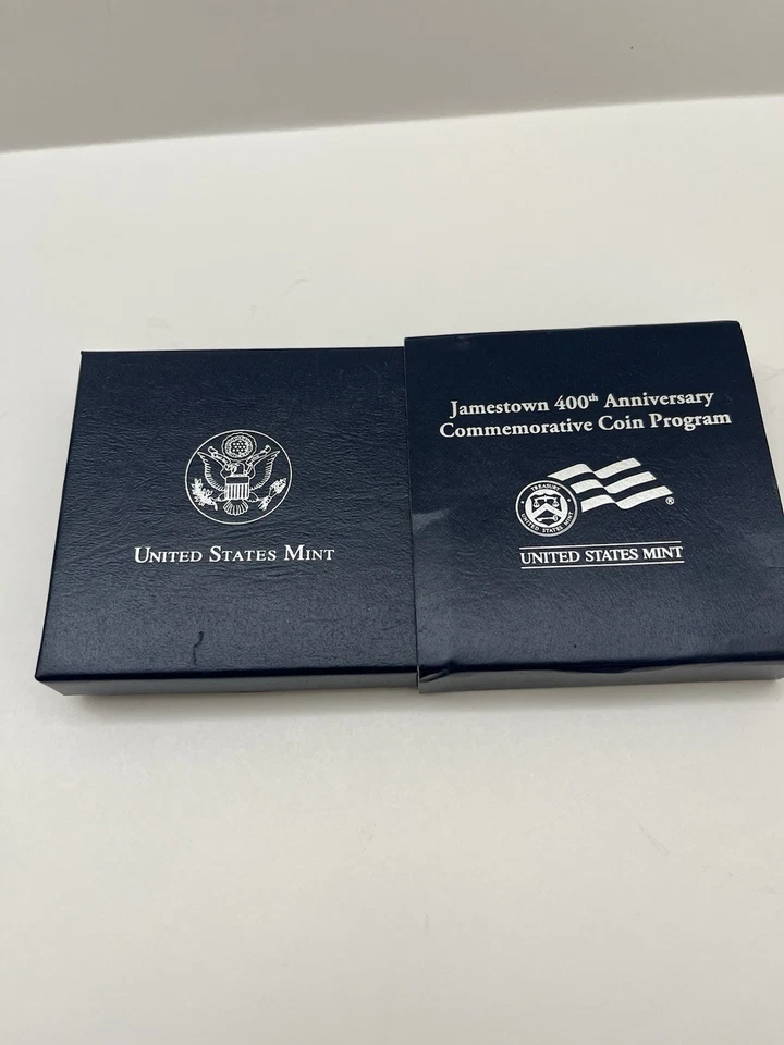 2007 Jamestown 400th Anniversary Commemorative Coin Program Box - NO COINS - Image 3 of 4