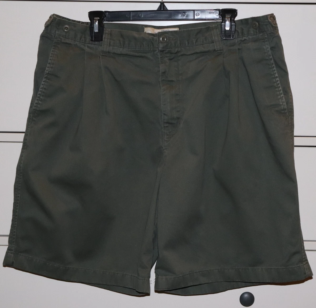 Mens khaki shorts hotsell with elastic waistband