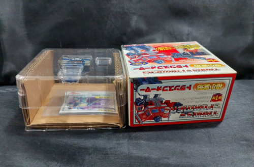 WST Soundwave GTF05 figure World's Smallest Transformers Series 1 - Picture 5 of 12