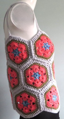 New Handmade Crochet Size M (34 Inches) Beige African Flower Hexagon Blouse Tops - Bild 4 von 4