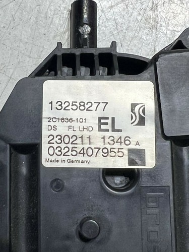 VAUXHALL CORSA D 1.4 GASOLINA 2011, CERRADURA PUERTA DELANTERA LADO PASAJERO P/N: 13258277 - Imagen 5 de 5