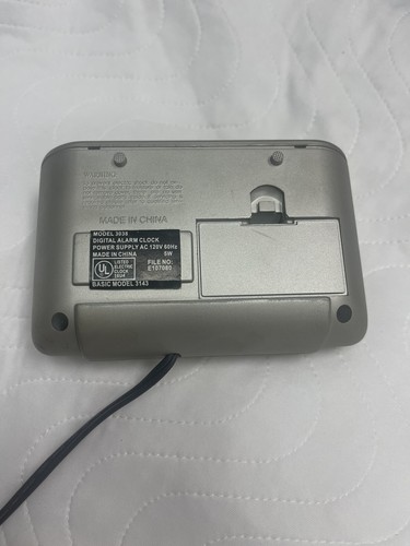 ADVANCE Digital Alarm Clock For Bedroom Tested And Works. - Picture 9 of 19