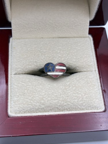 AVON STERLING SILVER & ENAMEL PATRIOTIC HEART SHAPED TOE RING 925