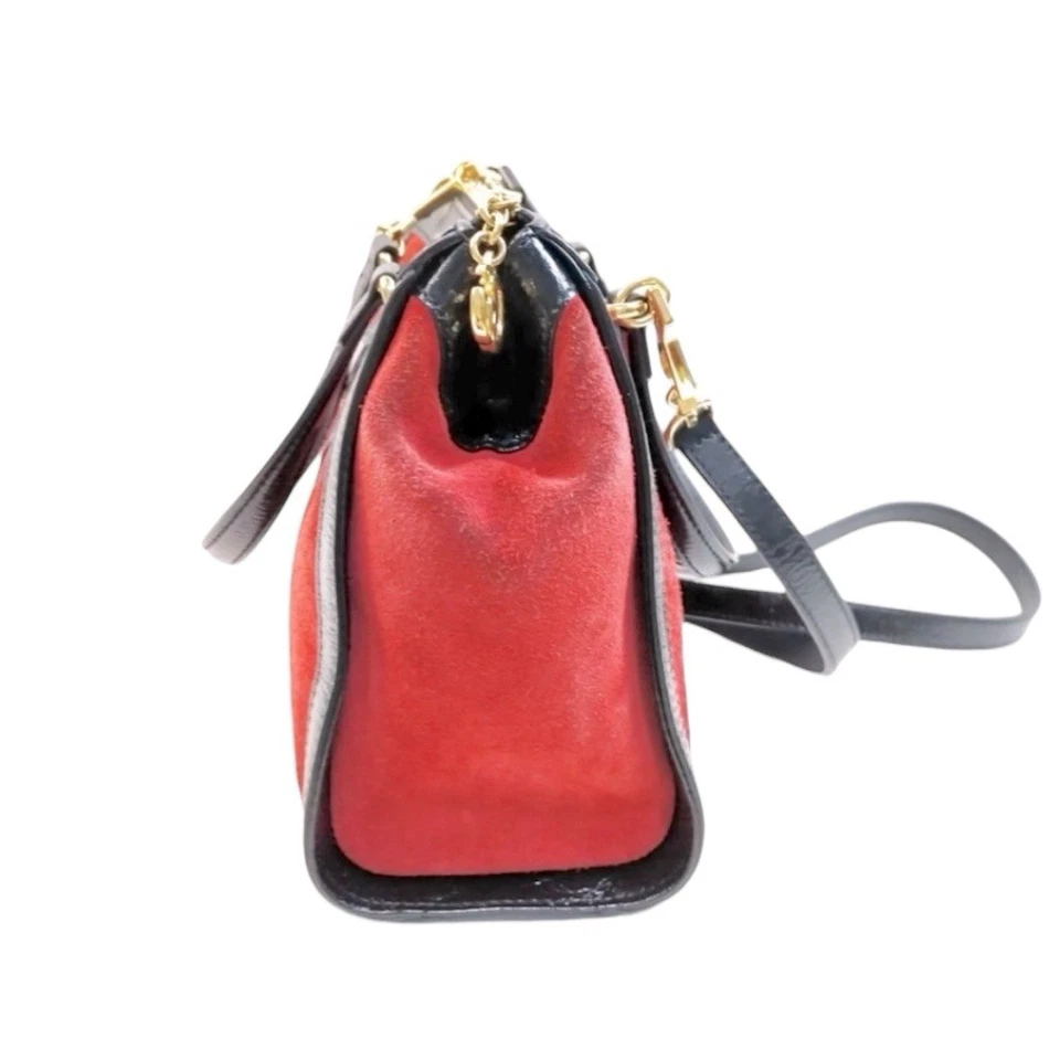 Спортивная сумка GUCCI Ophidia красная замшевая черная лакированная отделка верхняя ручка двусторонняя - Изображение 4 из 4