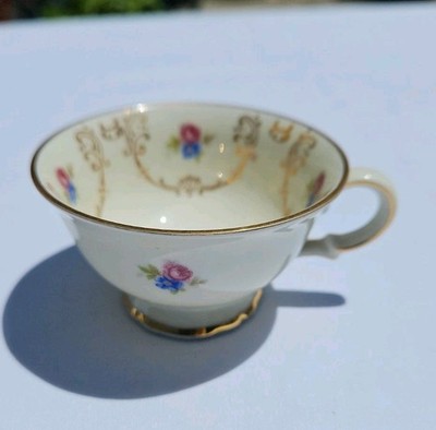 Zeh Scherzer Bavaria Germany U.S. Zone Porcelain AD Espresso Cup Dresden Roses