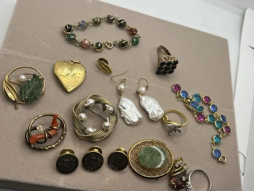 Vtg Gold Filled GF Jewelry Scrap Lot 97 GRAMS Art Deco Pin Rings Pendant Brooch