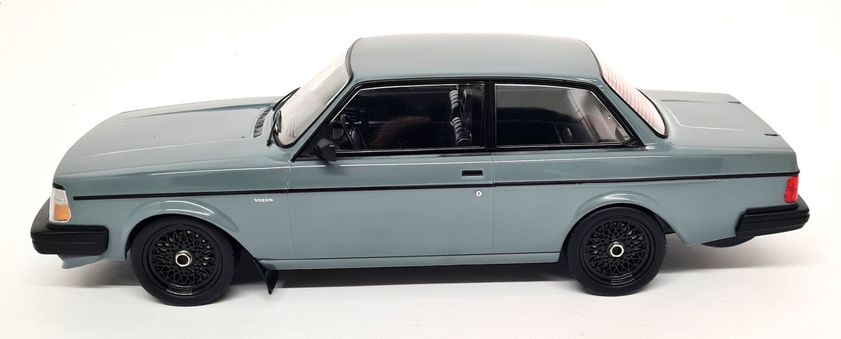 iXO 1/18 Volvo 240 Turbo Custom 1985 (FAULTY) Grey Diecast