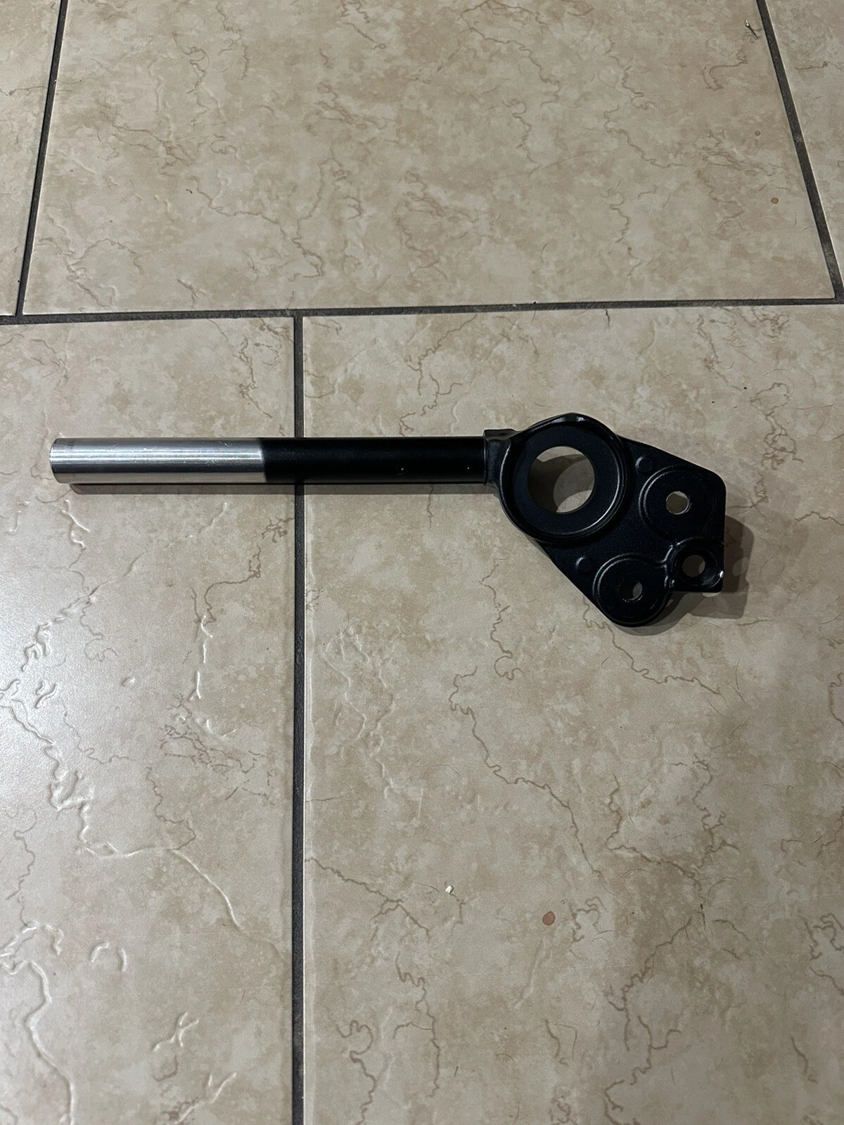 HANDLEBAR,R
