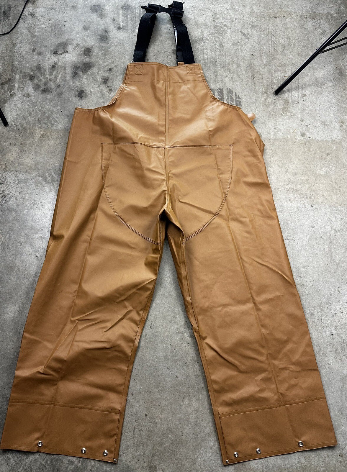 Rare Carhartt PVC Bib Overall Men’s XL Brown Rainwear Fishing Outerwear