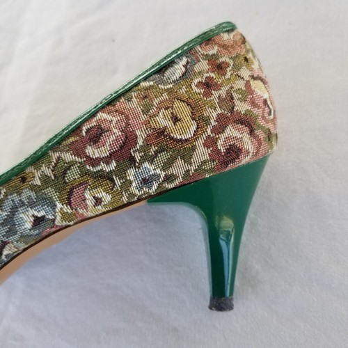 Vintage Heels Pumps Floral Tapestry Green Patent Trim Womens 7-1/2 Bellecraft - Picture 11 of 18