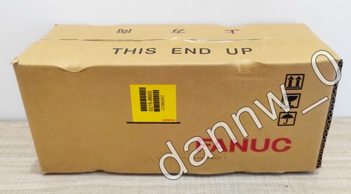 1PCS New in Box FANUC A06B-0215-B605 Servo Motor# - Picture 1 of 6