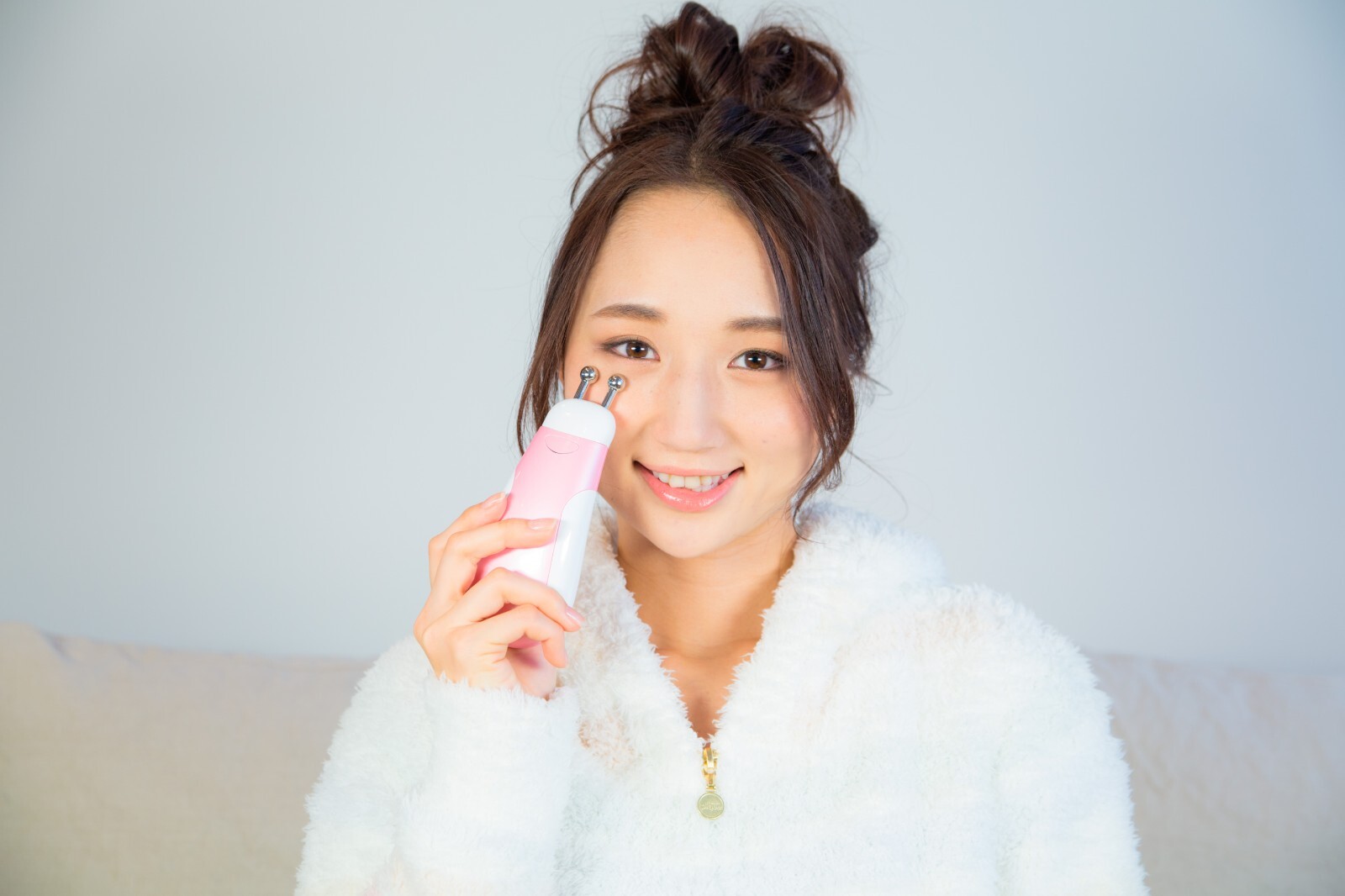 Microcurrent Face Lift 3 Attachments At Home Face Toning Device