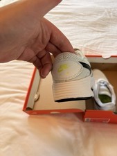 Nike Boys Air Max 2.5y White Running Shows In Excellent Condition