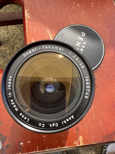 PENTAX Super Takumar 28mm f/3.5 Wide Angle MF Lens for M42  Excellent Condition