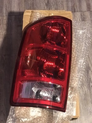 Left Tail Light Assembly For 02-06 Dodge Ram 1500 2500 3500 Dorman NEW