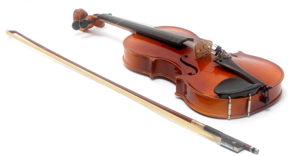 1994 Karl Wilhelm #72 Violin W/2 Bows & Hard Case - Image 4 of 4